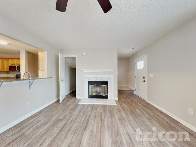 Photo - 4610 Sedgelane Dr