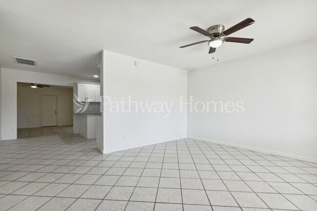 Photo - 2002 N 47th Ave