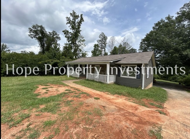Building Photo - 168 Old Corinth Rd Rental