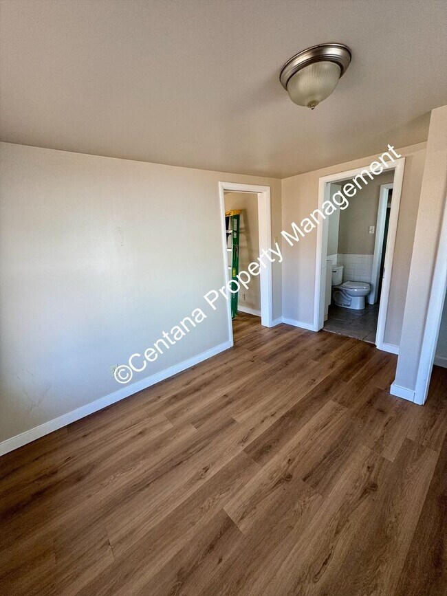 Photo - Two Bed One Bath House on the Flats