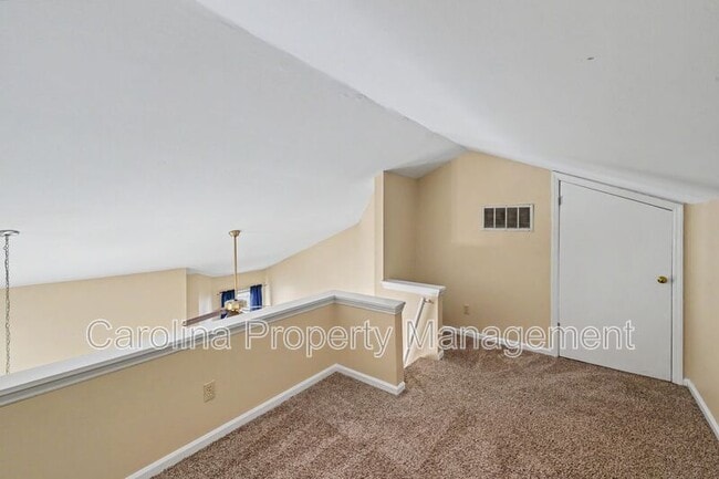 Photo - 244 S Cedar St
