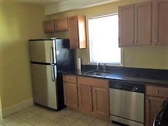 Photo - 1594 Tremont St Unit 2