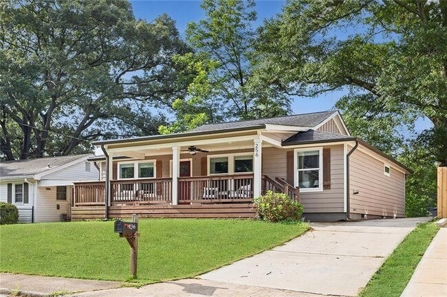 Photo - 256 Birch St