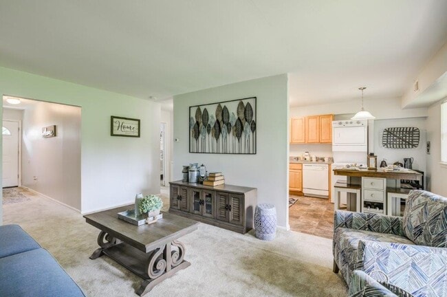 Eastampton Gardens Apartment Homes