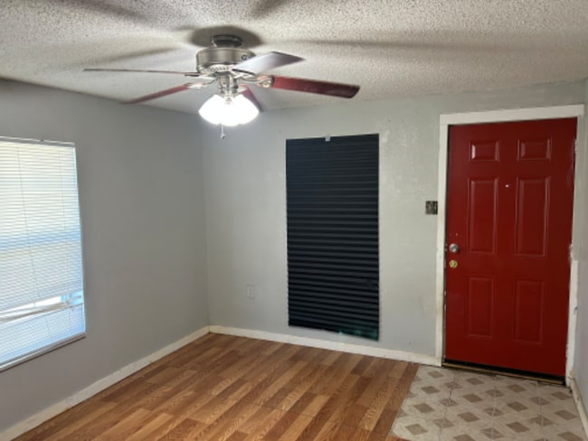 Building Photo - 300 Houston St Rental