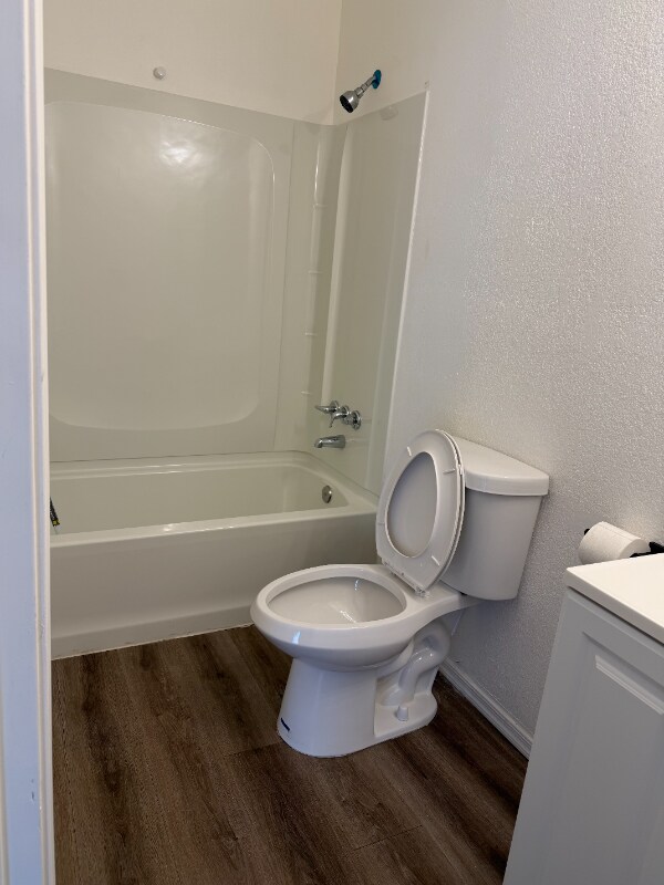 Photo - 601 N Cameron St Unidad 6