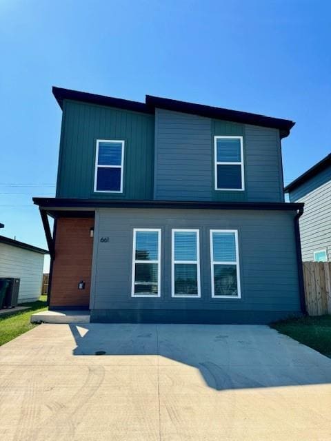 Photo - 661 St Charles Pl