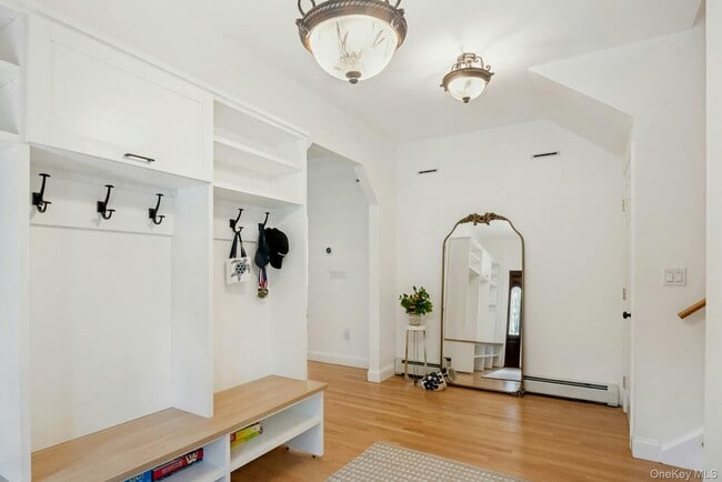 Photo - 575 Washington Ave