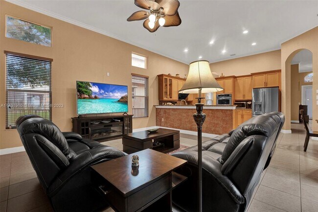 Photo - 5038 SW 183rd Ave