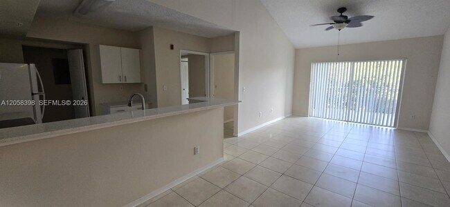 Photo - 2600 S University Dr Unit 325