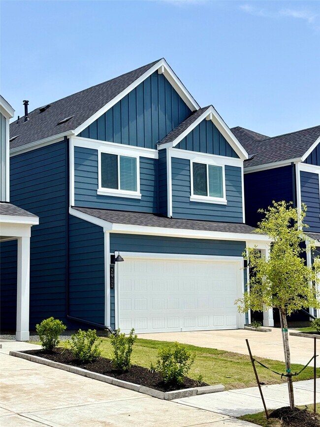 Photo - 2911 Needham Gdn Ln