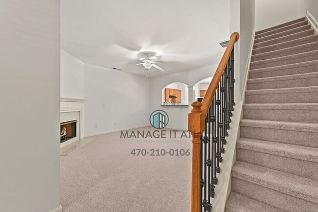 Photo - 3 Bedroom Townhome in Alpharetta