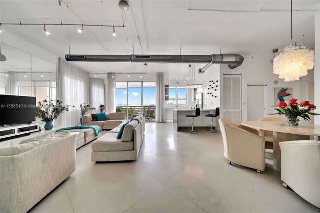 Photo - 2001 Biscayne Blvd