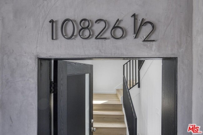 Photo - 10826 1/2 Hesby St Condo