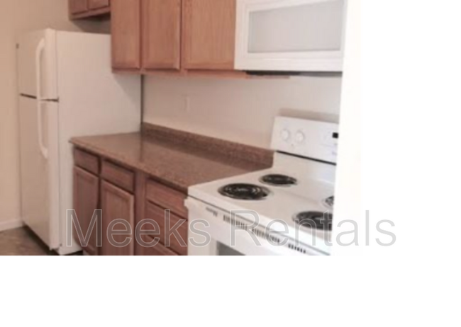 Building Photo - 2211 US-60 Unit B Rental