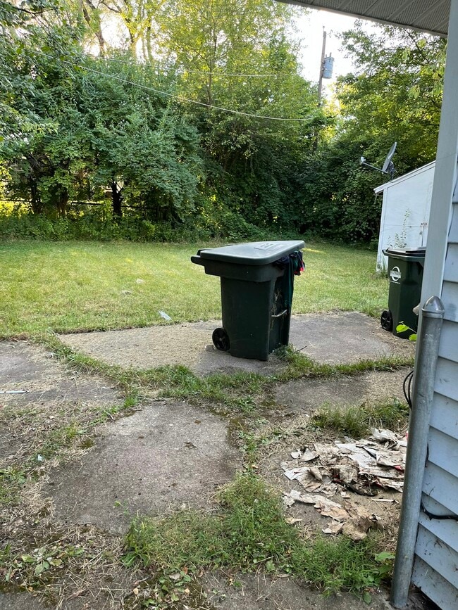 Photo - 1591 Azalea Dr