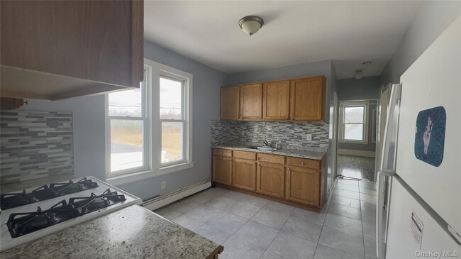 Photo - 211 Winnikee Ave Unit 2