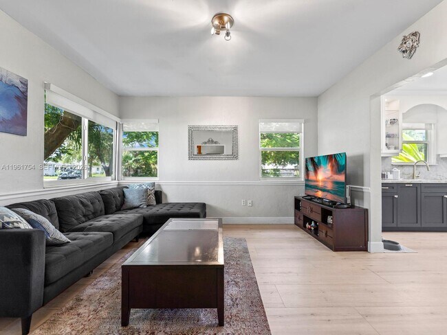 Photo - 201 Flagler Dr