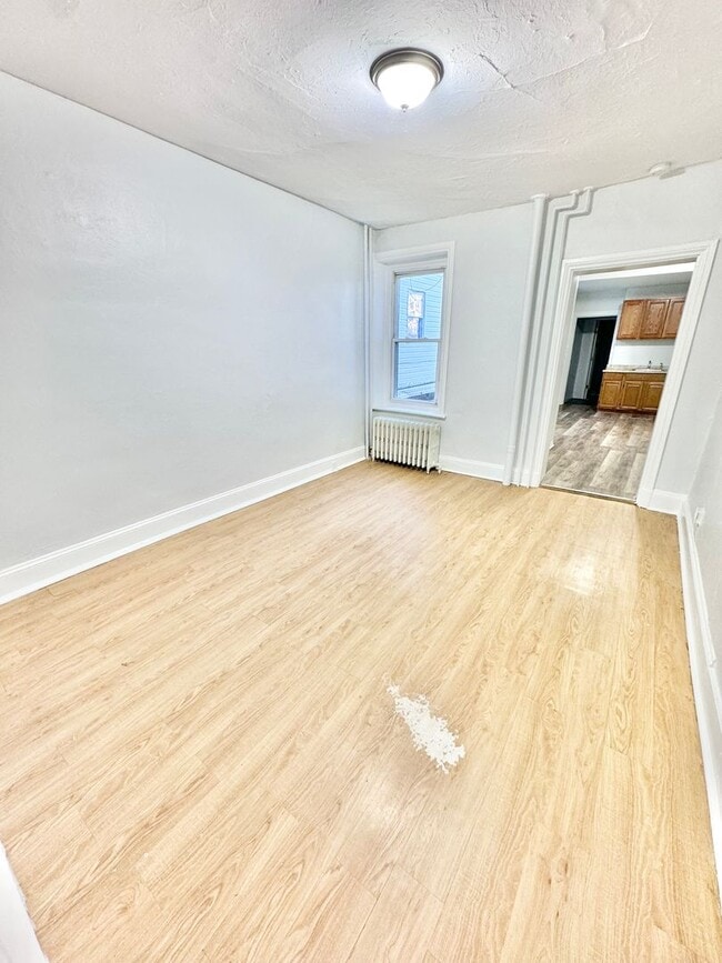 Photo - 445-447 West Linden Street Unidad 447- 1