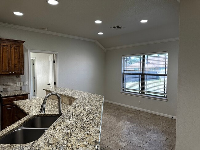 Photo - 10412 Whitney Trace Dr