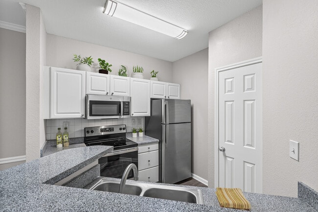 Benton Pointe apartments — community photo