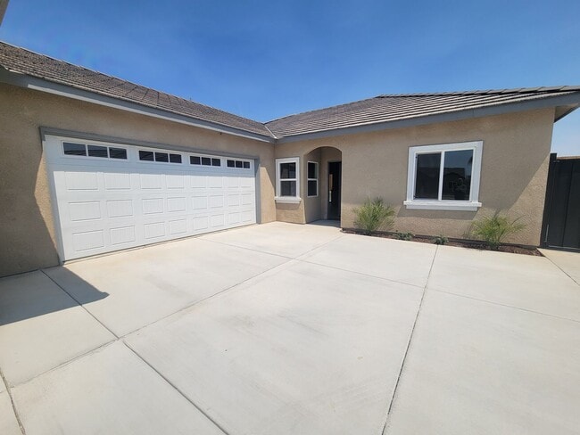 Building Photo - 8410 Grandy St Unit 8410 Grandy St  B