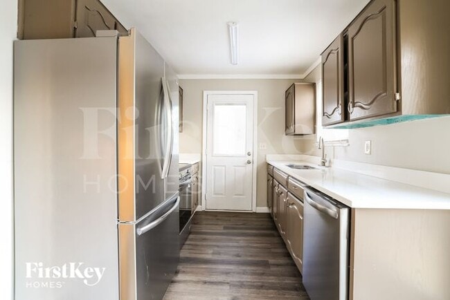 Photo - 4609 Paxton Dr S