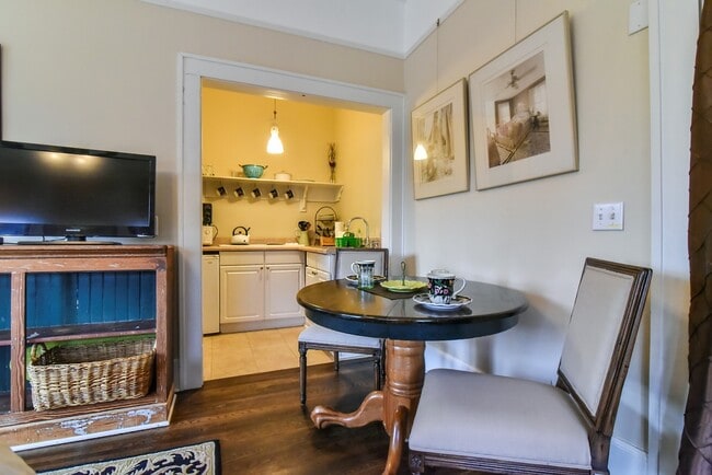 Photo - 41 Starnes Ave Unit Studio