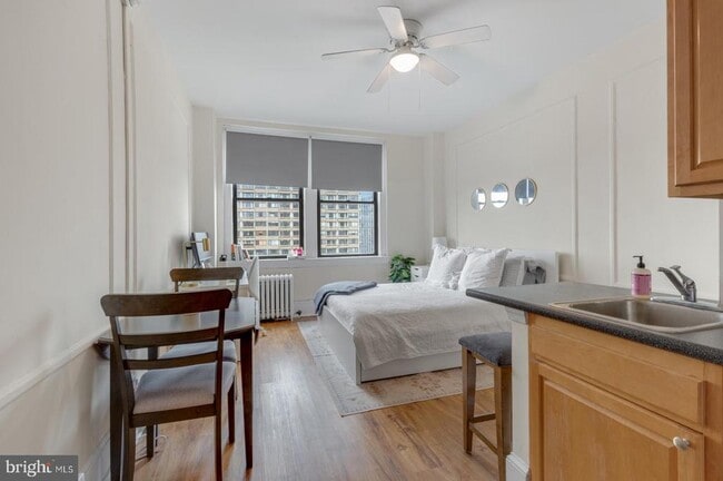 Building Photo - 1324 Locust St Unit 1523 Rental