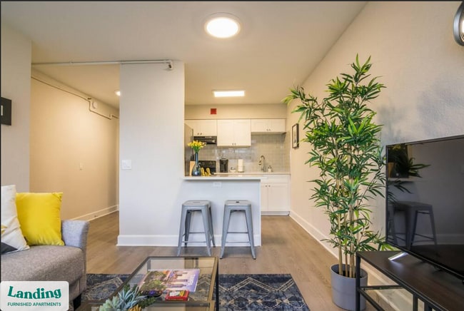 Photo - 305 Dr. M.L.K. Jr St S Unit 101.1403556