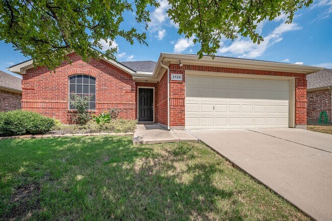 Building Photo - 4 bedroom, 2 bath in great neighborhood Rental