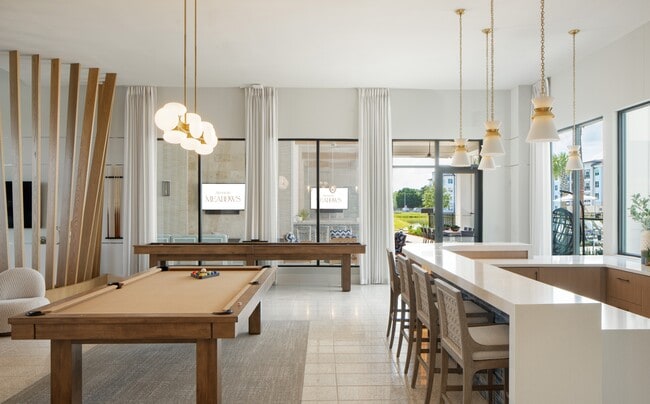 Aventon Meadows
