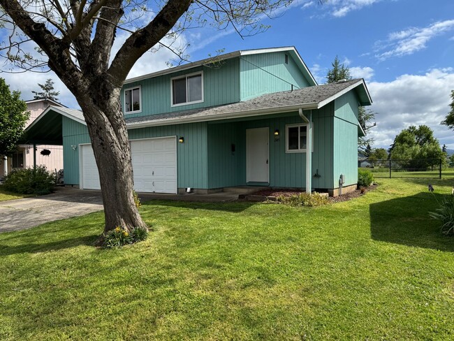 Photo - 2 bedroom 1.5 bathroom duplex in Springfield!