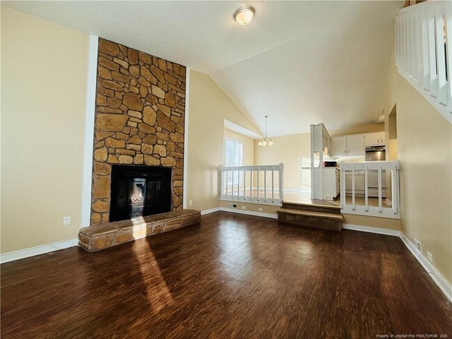 Photo - 824 Danish Dr