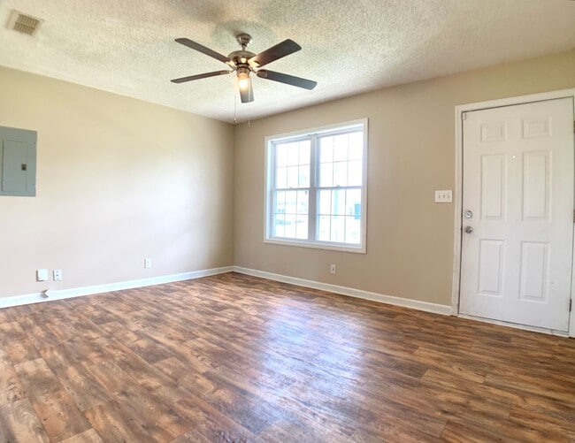 Photo - 1112 Keith Ave