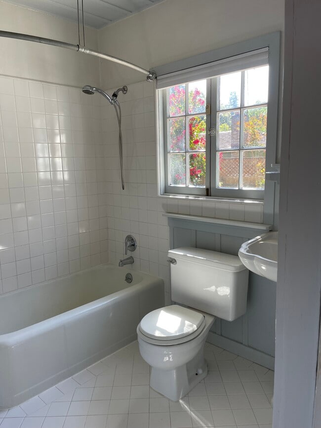 Photo - 1130 Palo Alto Ave