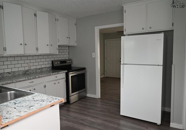 Photo - 3016 Thomas Ave