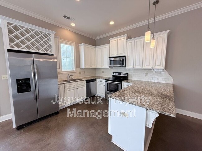 Photo - 119 Shallowford Dr