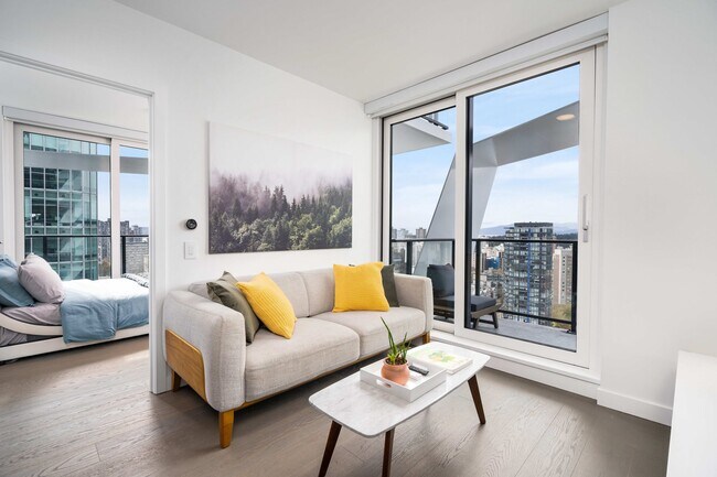 Photo - 620 Cardero St