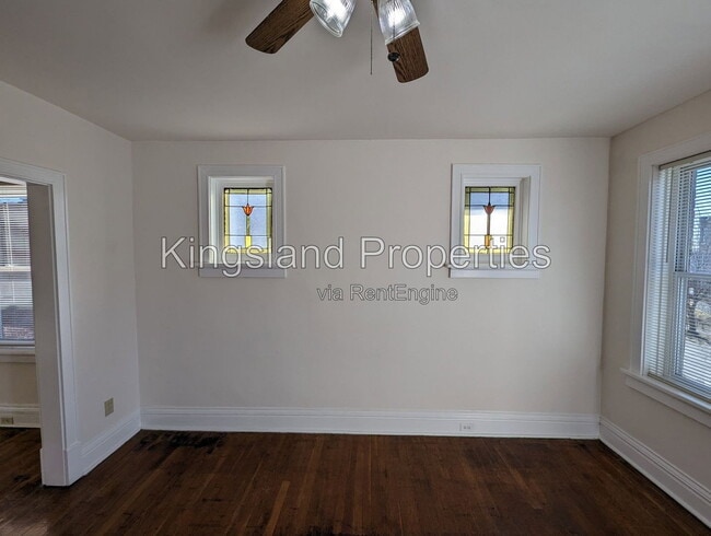 Photo - 4943 Lindenwood Ave