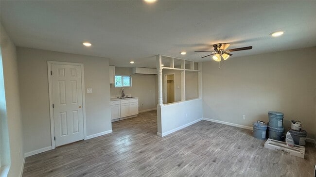 Photo - 7010 Brownsville St Unit 1/2