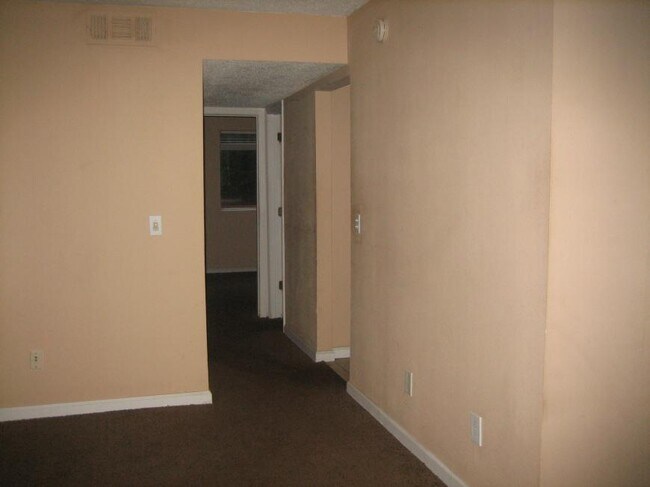 Photo - 1 bedroom in Jacksonville FL 32257