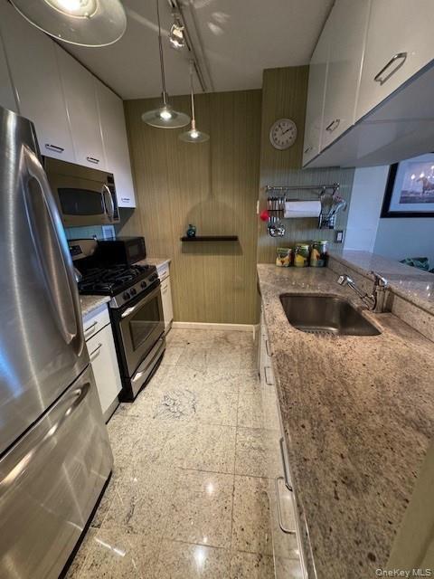 Photo - 4 Martine Ave Unit 1402