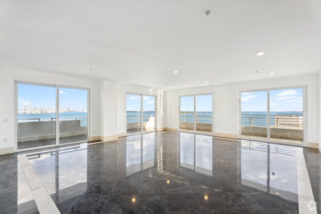 Building Photo - 1402 Brickell Bay Dr Unit # 1601 Rental