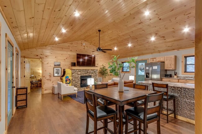 Photo - 5151 Riversong Way Unit ID1051751P