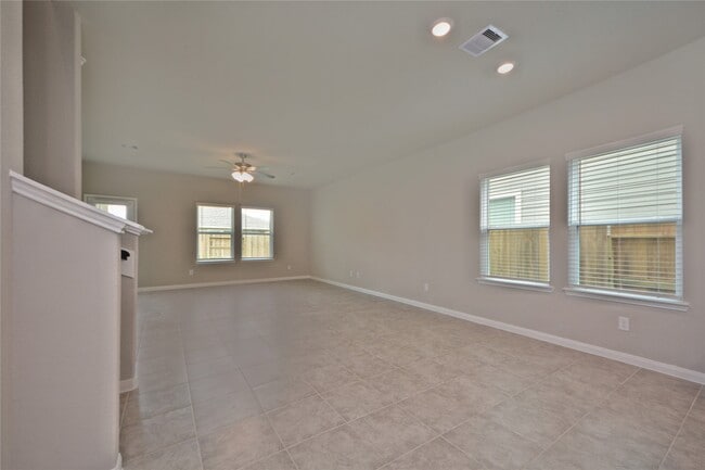 Photo - 1015 Modesto Dr