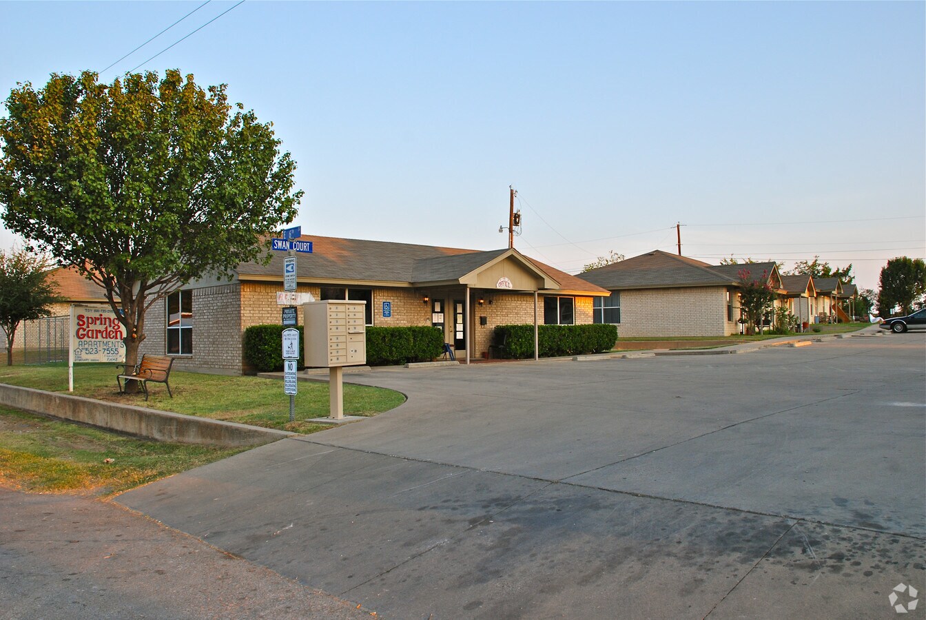 Photo - Spring Garden Apartments