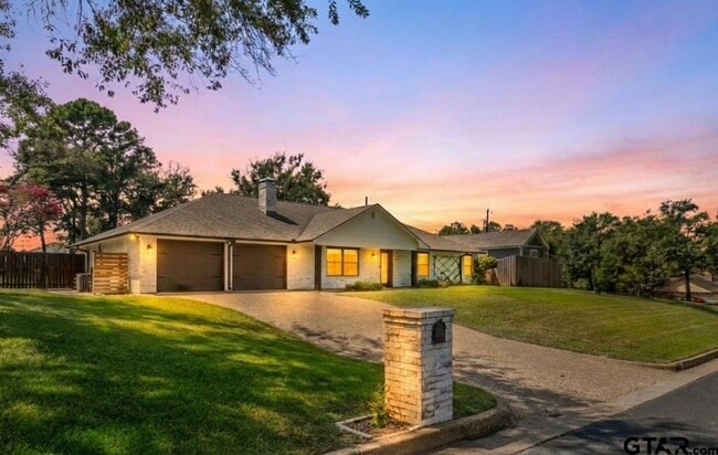 Photo - 10801 Harvest Wood Dr