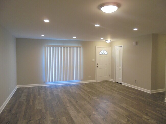Photo - 408 Sunset Ln