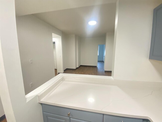 1 Franklin St Unit 203